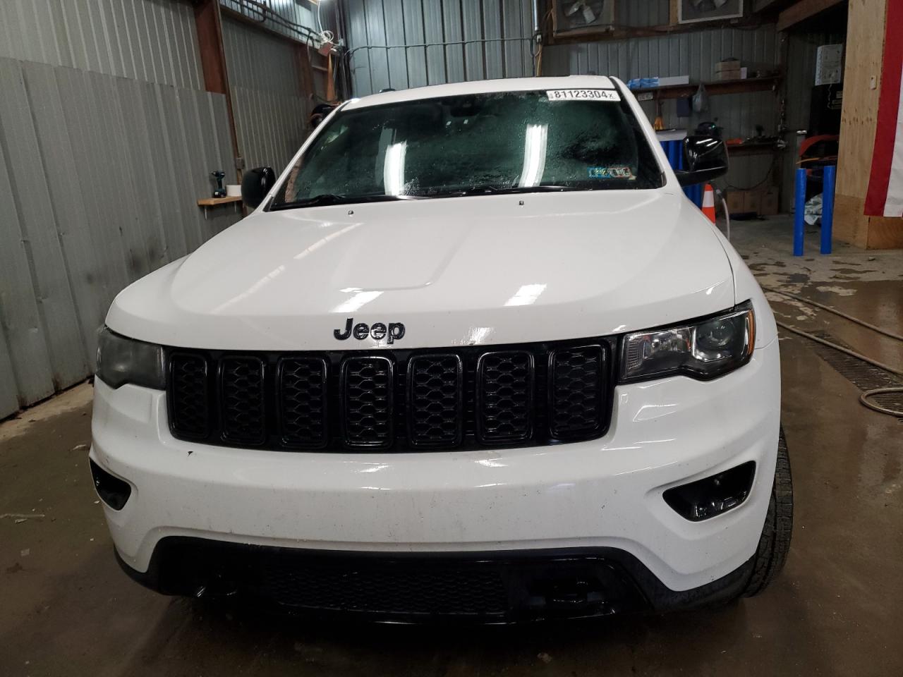 2018 Jeep Grand Cherokee VIN 1C4RJFAG6JC436046 Copart auction photo, rear end / side damage thumbnail 5