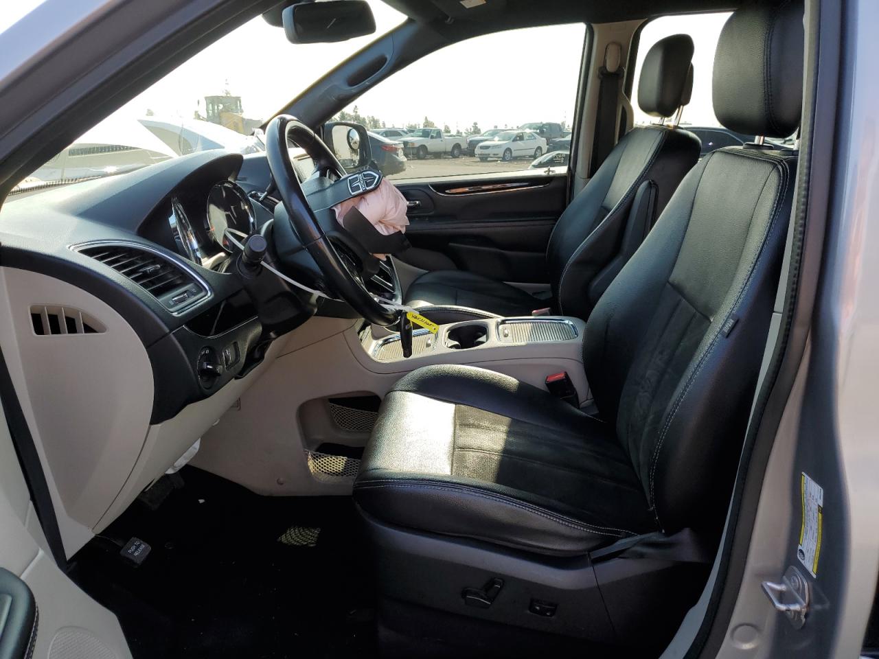 2019 Dodge Caravan VIN 2C4RDGCG7KR642995 Copart auction photo, front end damage thumbnail 7