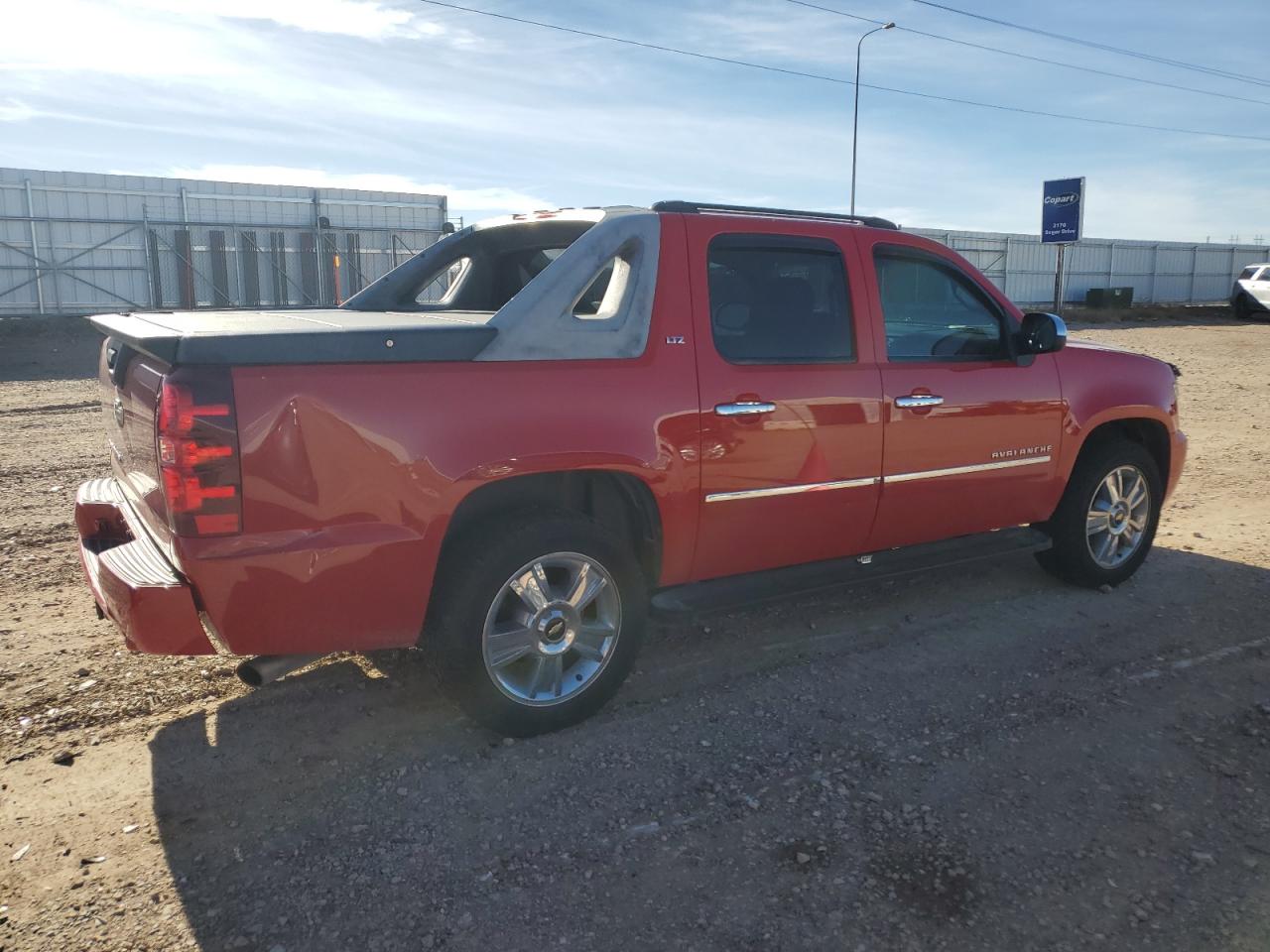 2010 Chevrolet Avalanche VIN 3GNVKGE03AG170598 Copart auction photo, hail damage thumbnail 3