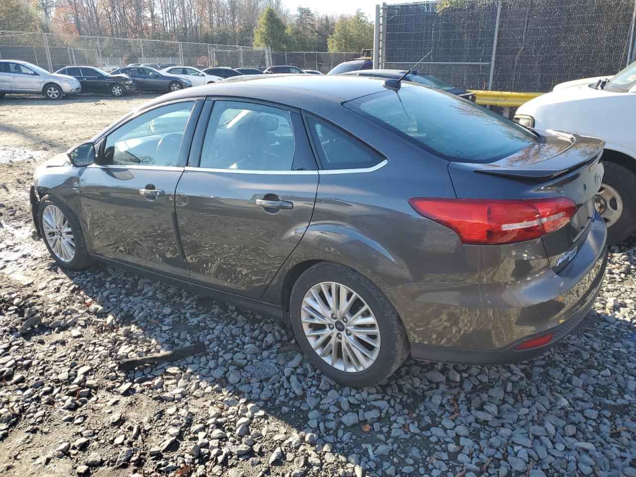 2016 Ford Focus VIN 1FADP3J25GL309301 Copart auction photo, front end / side damage thumbnail 2