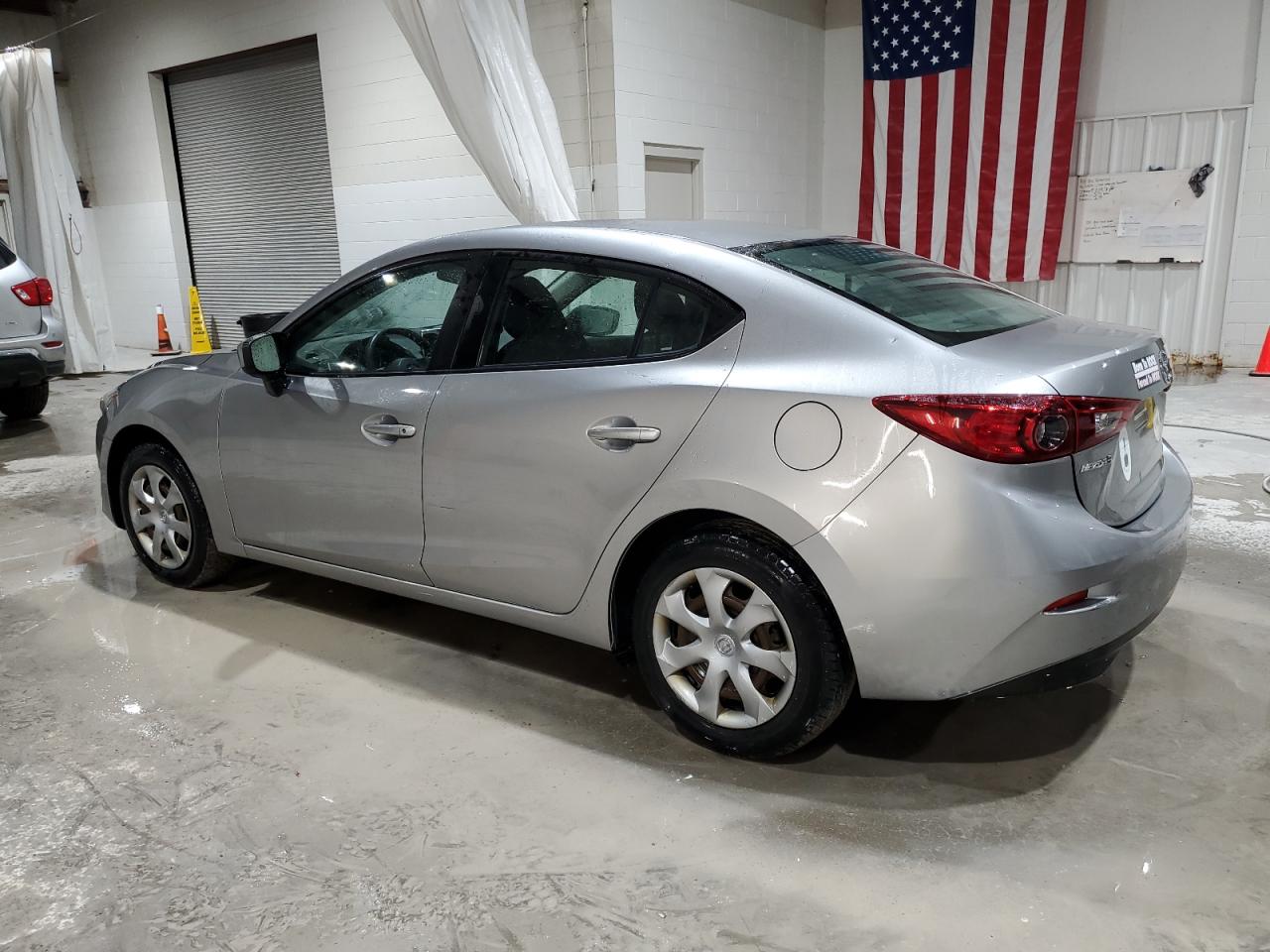 2015 Mazda 3 VIN 3MZBM1U77FM141886 Copart auction photo, rear end / side damage thumbnail 2