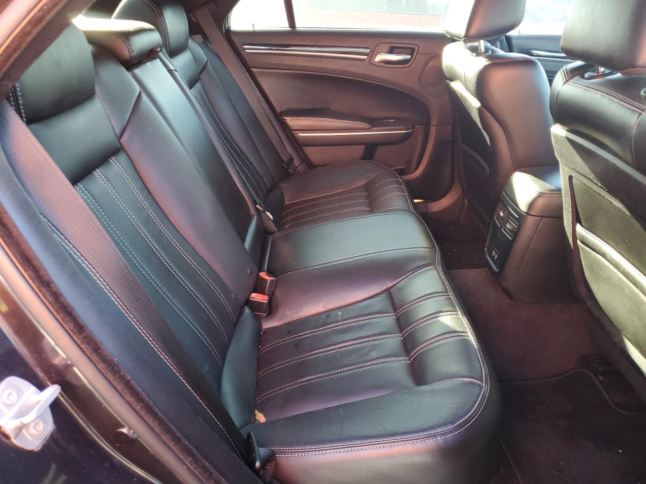 2018 Chrysler 300 VIN 2C3CCABG1JH243788 Copart auction photo, side / undercarriage damage thumbnail 10