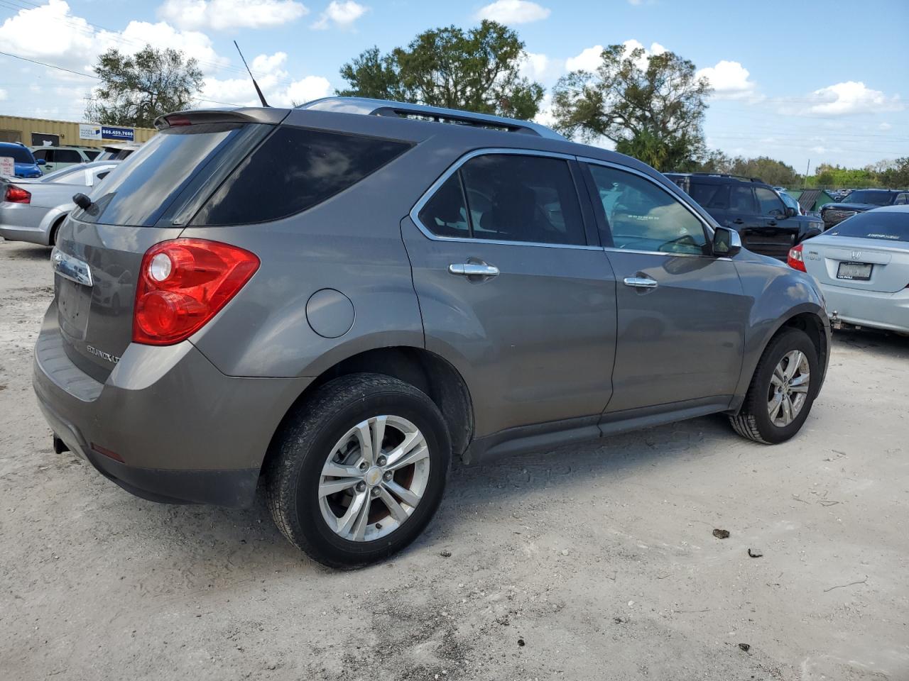 2011 Chevrolet Equinox VIN 2CNFLGECXB6356006 Copart auction photo, front end / minor dent/scratches damage thumbnail 3