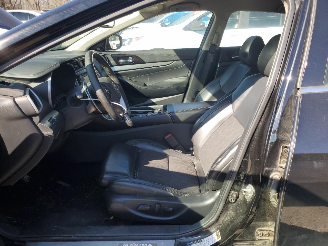 2017 Nissan Maxima VIN 1N4AA6APXHC420641 Copart auction photo, rear end damage thumbnail 7