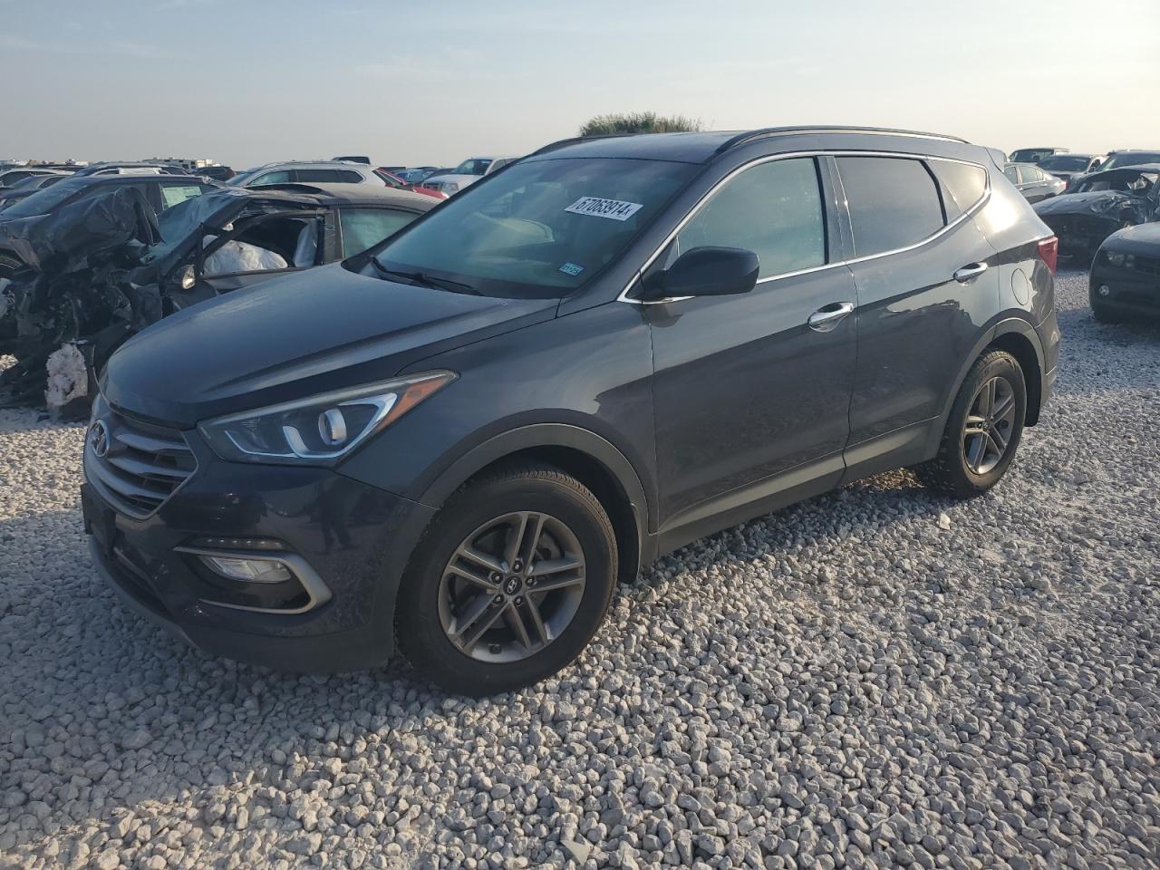 2017 Hyundai Santa Fe VIN 5NMZU3LB6HH039164