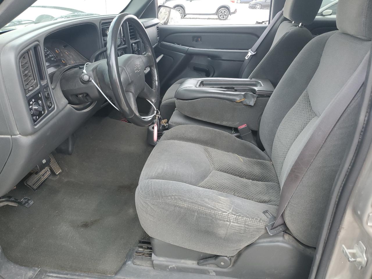 2004 Chevrolet Silverado VIN 2GCEC13T541382190 Copart auction photo, side damage thumbnail 7