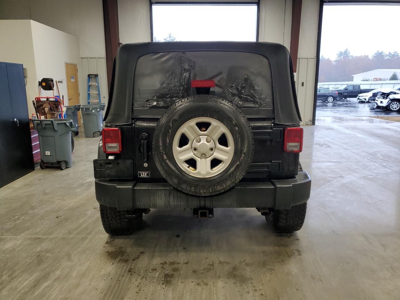 2016 Jeep Wrangler VIN 1C4AJWAG2GL136266 Copart auction photo, front end / side damage thumbnail 6