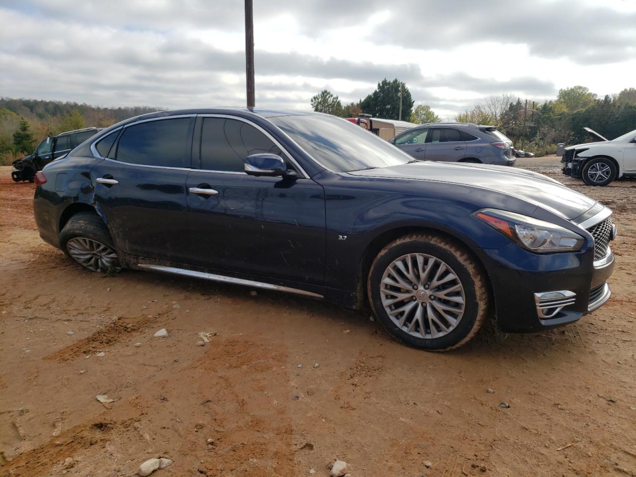 2015 Infiniti Q70 VIN JN1BY1PP8FM600103 Copart auction photo, rear end / side damage thumbnail 4