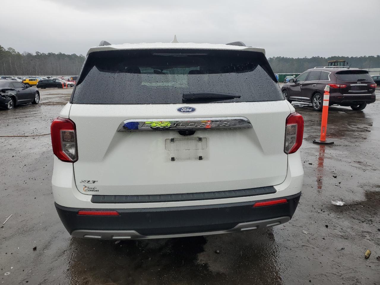 2020 Ford Explorer VIN 1FMSK7DH6LGD12648 Copart auction photo, front end / side damage thumbnail 6