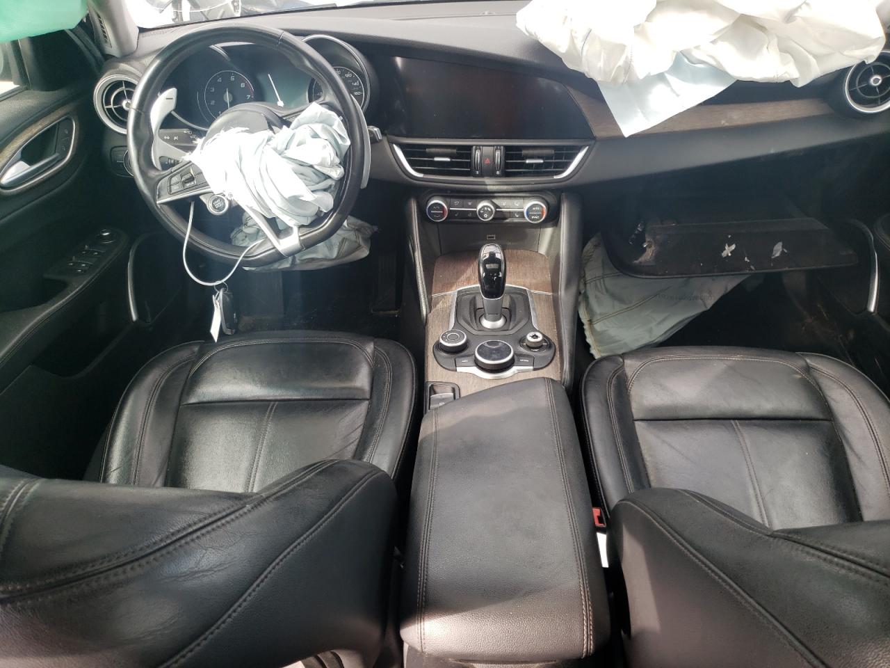 2017 Alfa Romeo Giulia VIN ZARFAEEN2H7533033 Copart auction photo, front end damage thumbnail 8