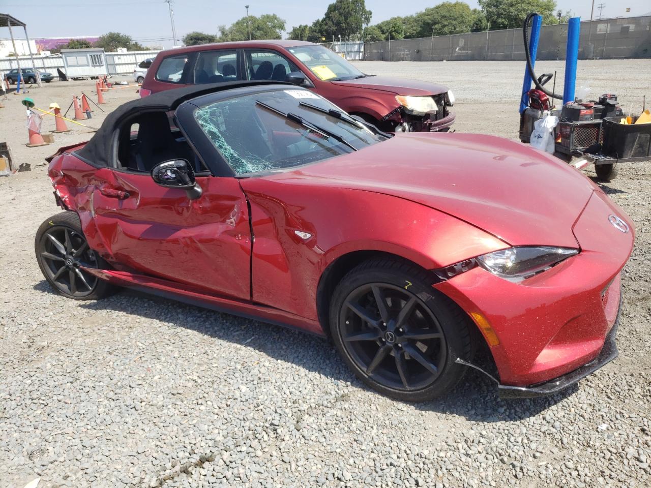 2016 Mazda MX-5 VIN JM1NDAC77G0115780 Copart auction photo, all over damage thumbnail 4