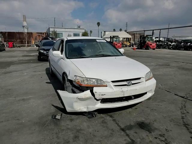 2000 Honda Accord VIN JHMCG5645YC010449 Copart auction photo, front end damage thumbnail 11
