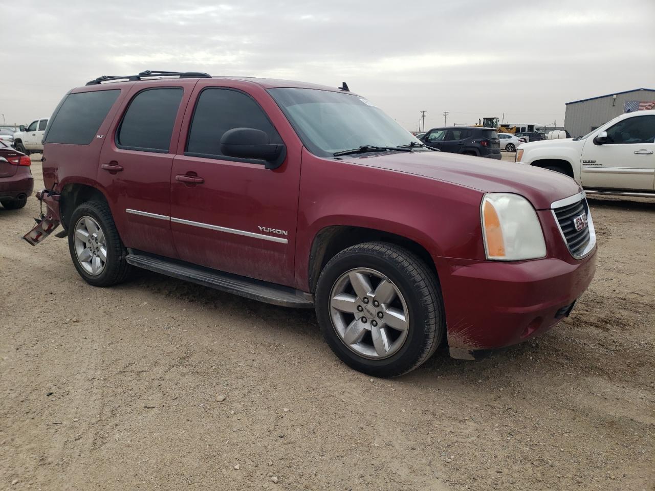 2011 GMC Yukon VIN 1GKS1CE0XBR245150 Copart auction photo, rear end damage thumbnail 4