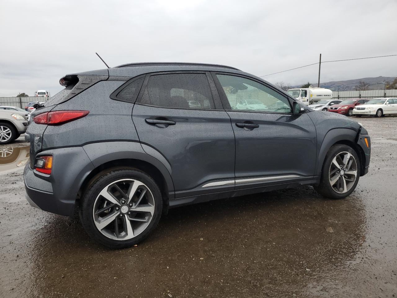 2018 Hyundai Kona VIN KM8K33A5XJU127145 Copart auction photo, all over damage thumbnail 3