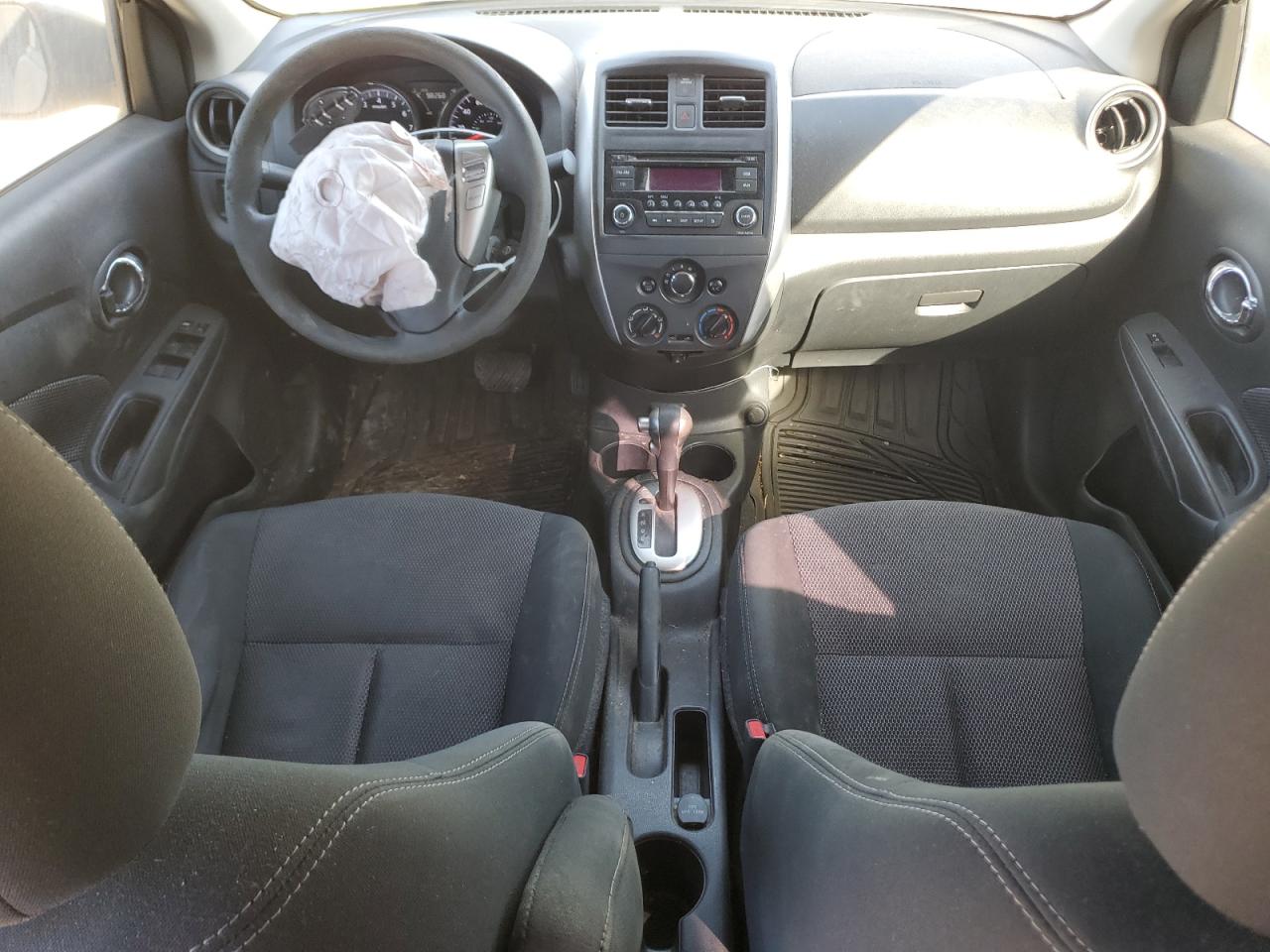2017 Nissan Versa VIN 3N1CN7AP4HK453029 Copart auction photo, front end / minor dent/scratches damage thumbnail 8