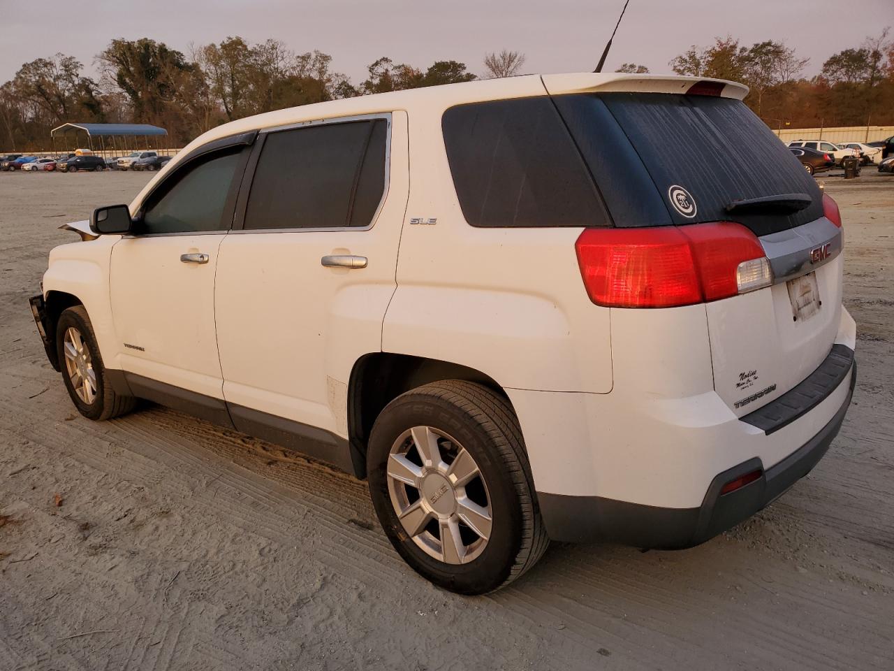 2012 GMC Terrain VIN 2GKALMEK4C6370655 Copart auction photo, front end damage thumbnail 2