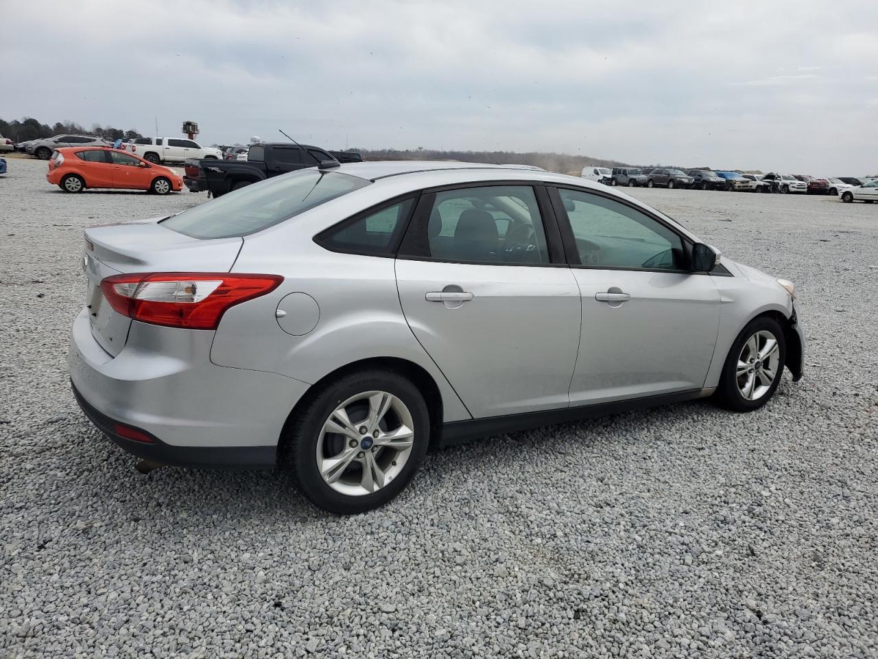 2013 Ford Focus VIN 1FADP3F23DL341152 Copart auction photo, front end / mechanical damage thumbnail 3
