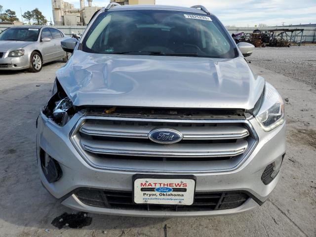 2017 Ford Escape VIN 1FMCU9J99HUE18253 Copart auction photo, front end / side damage thumbnail 5