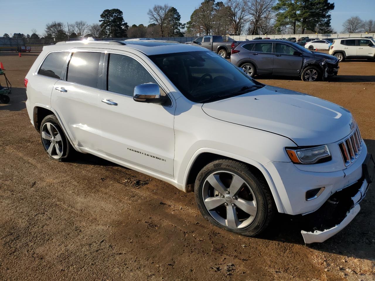 2014 Jeep Grand Cherokee VIN 1C4RJECGXEC529438 Copart auction photo, front end / side damage thumbnail 4