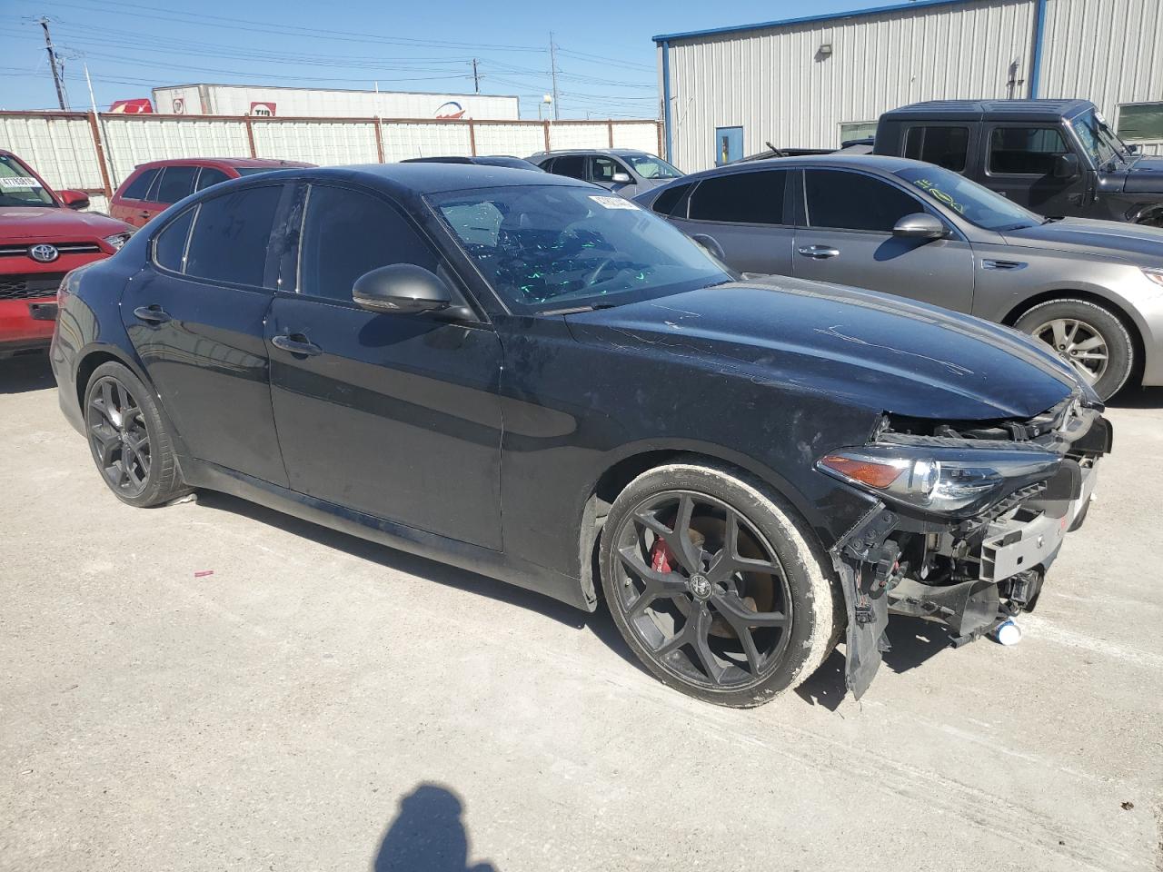2020 Alfa Romeo Giulia VIN ZARFAMAN9L7637429 Copart auction photo, front end / minor dent/scratches damage thumbnail 4