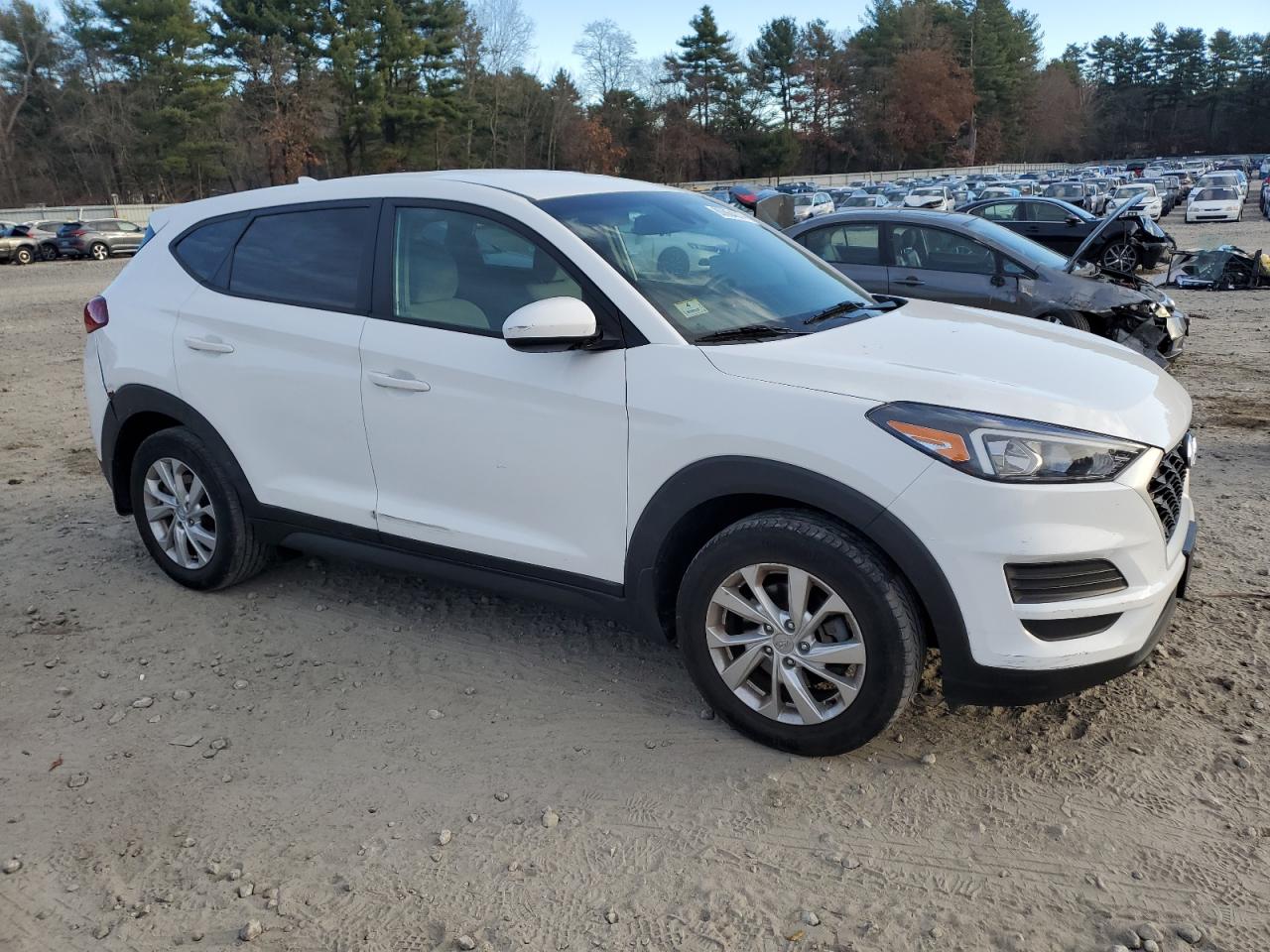 2019 Hyundai Tucson VIN KM8J2CA45KU984058 Copart auction photo, water/flood damage thumbnail 4
