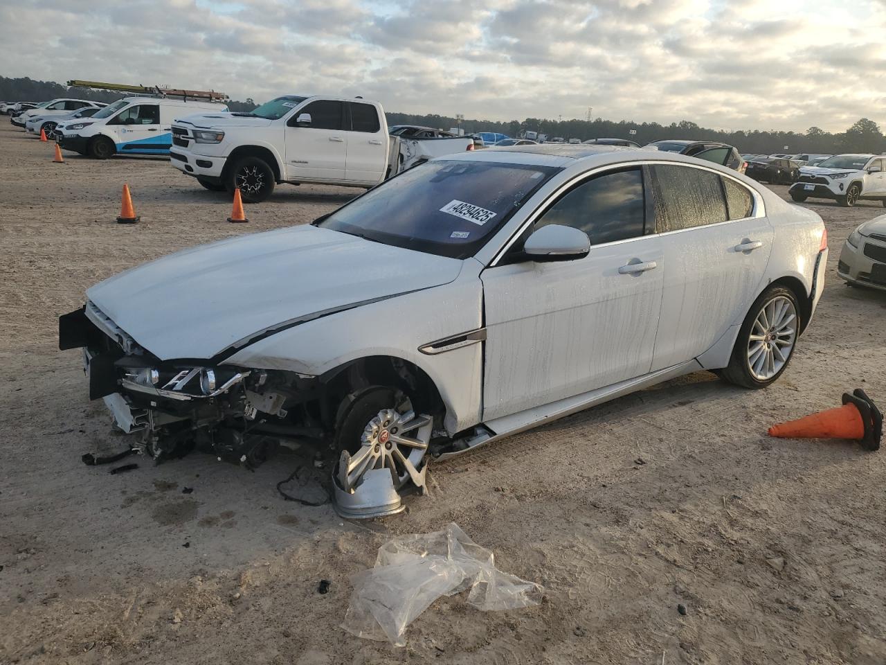 2017 Jaguar XE VIN SAJAH4BV5HA947880