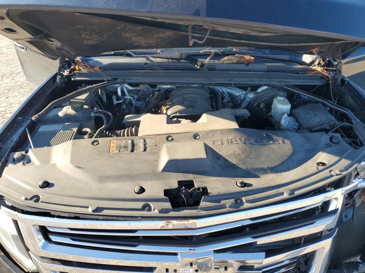 2018 Chevrolet Tahoe VIN 1GNSKCKC3JR166402 Copart auction photo, front end / side damage thumbnail 13