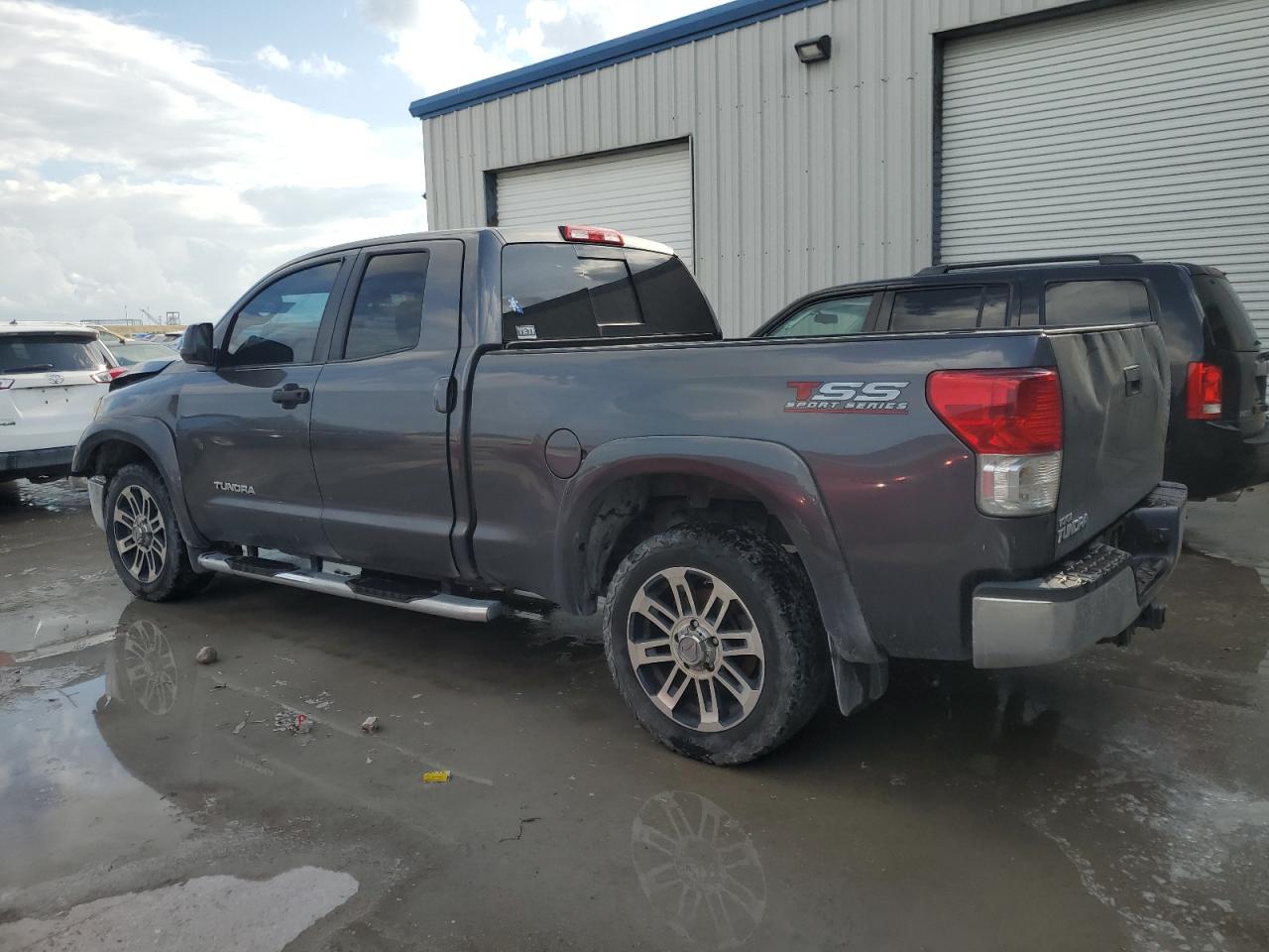 2012 Toyota Tundra VIN 5TFRM5F18CX049175 Copart auction photo, front end / rear end damage thumbnail 2