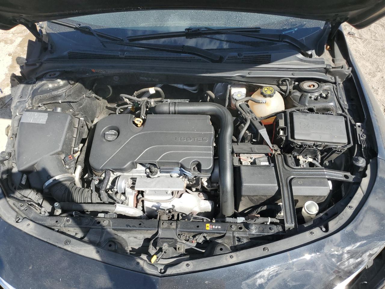 2019 Chevrolet Malibu VIN 1G1ZD5STXKF135334 Copart auction photo, front end / undercarriage damage thumbnail 12