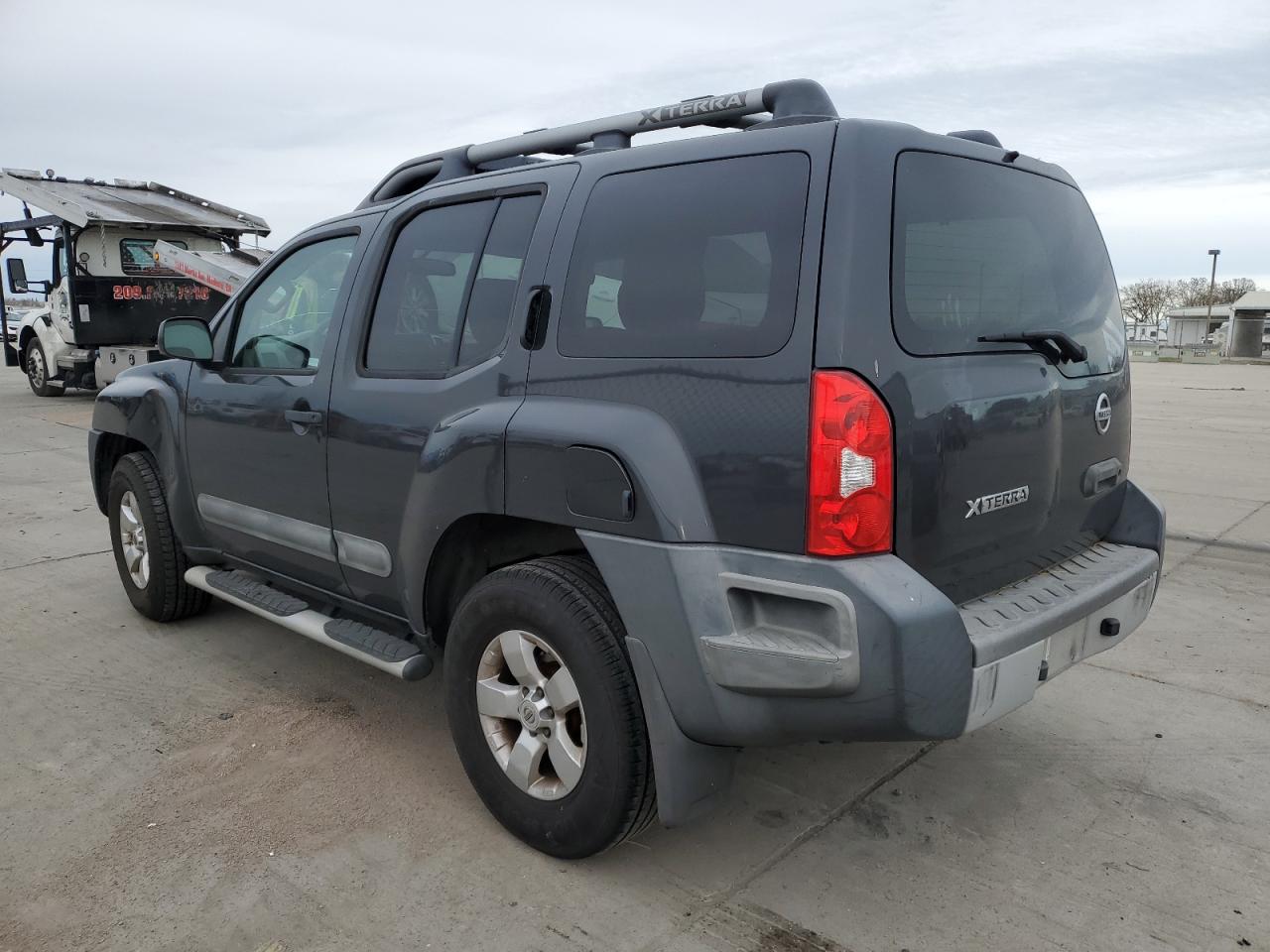 2013 Nissan XTerra VIN 5N1AN0NW3DN815011 Copart auction photo, front end / side damage thumbnail 2