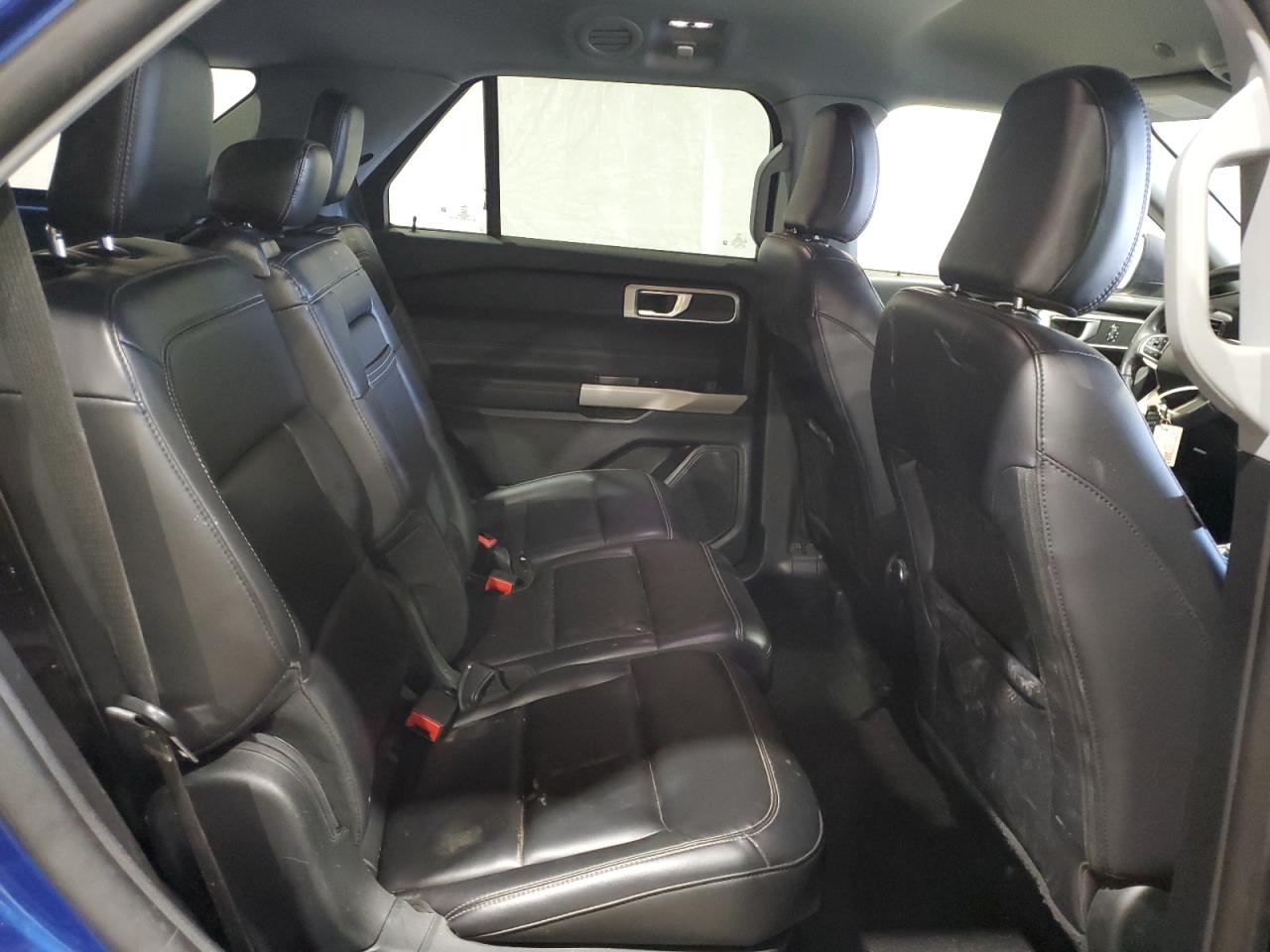 2021 Ford Explorer VIN 1FMSK8DH9MGA66914 Copart auction photo, rear end / minor dent/scratches damage thumbnail 11