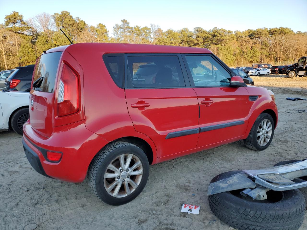2013 KIA Soul VIN KNDJT2A61D7521056 Copart auction photo, vandalism / minor dent/scratches damage thumbnail 3