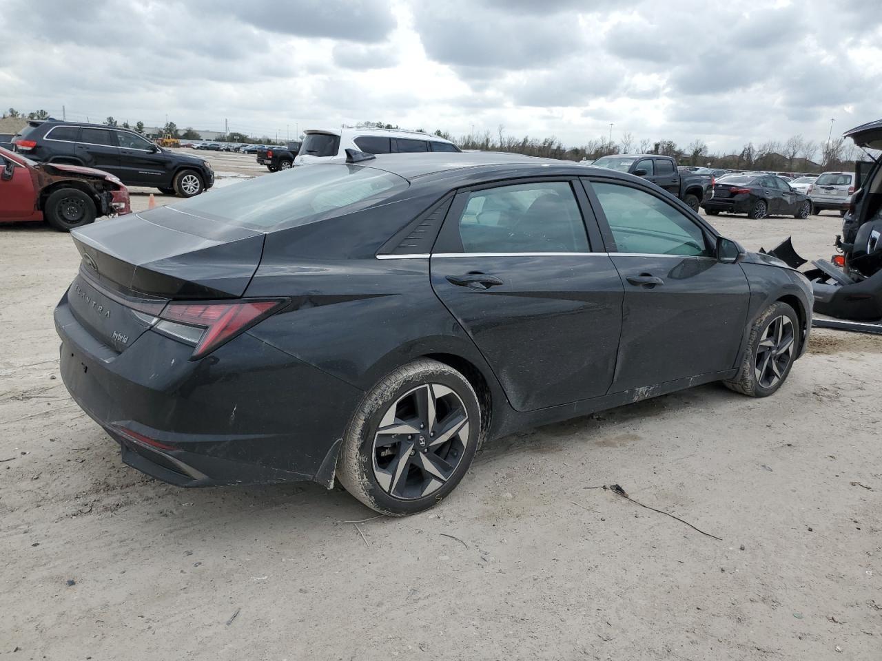 2022 Hyundai Elantra VIN KMHLN4AJ0NU016305 Copart auction photo, side damage thumbnail 3