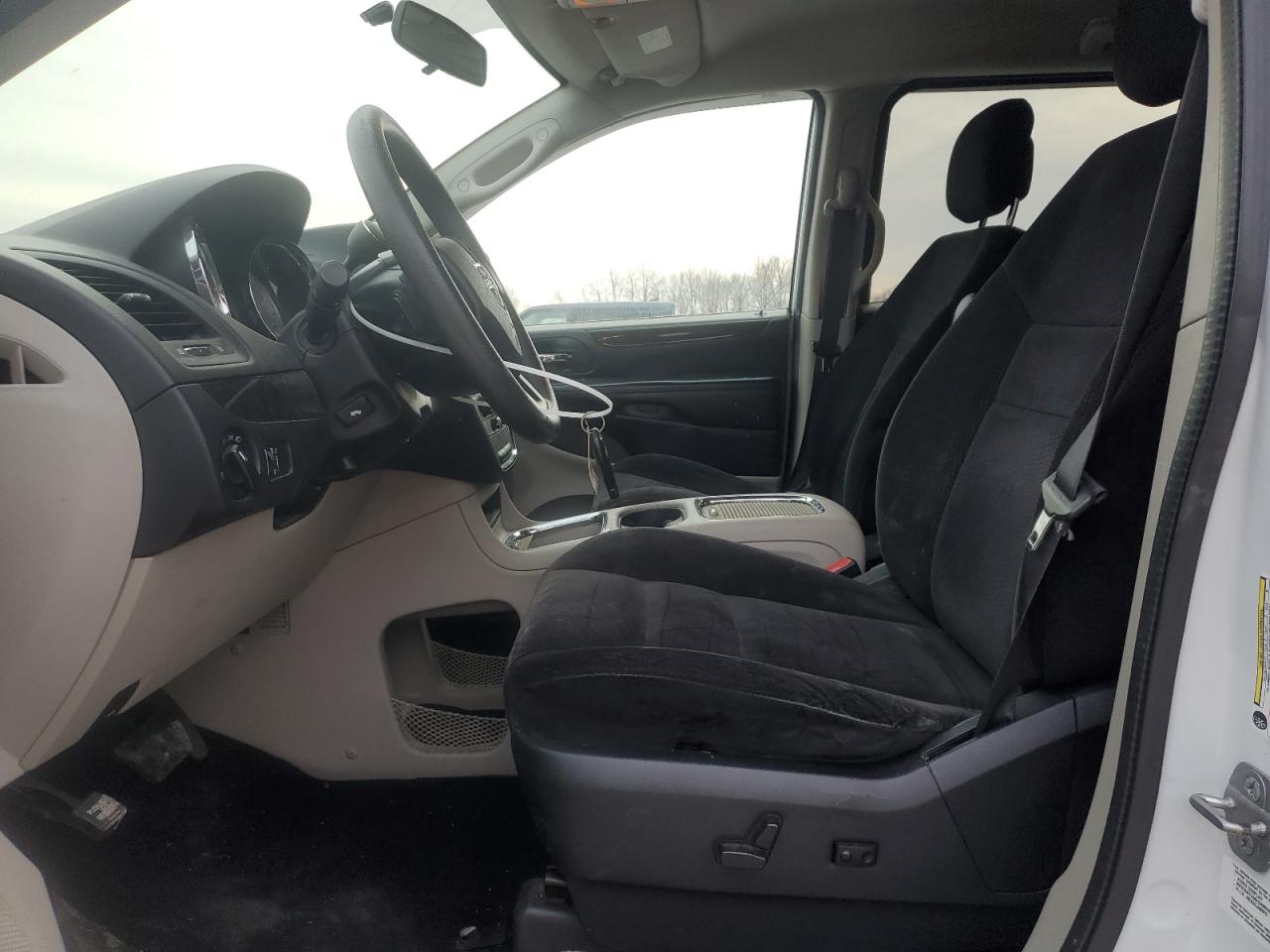 2014 Dodge Caravan VIN 2C4RDGCG6ER267430 Copart auction photo, side / front end damage thumbnail 7