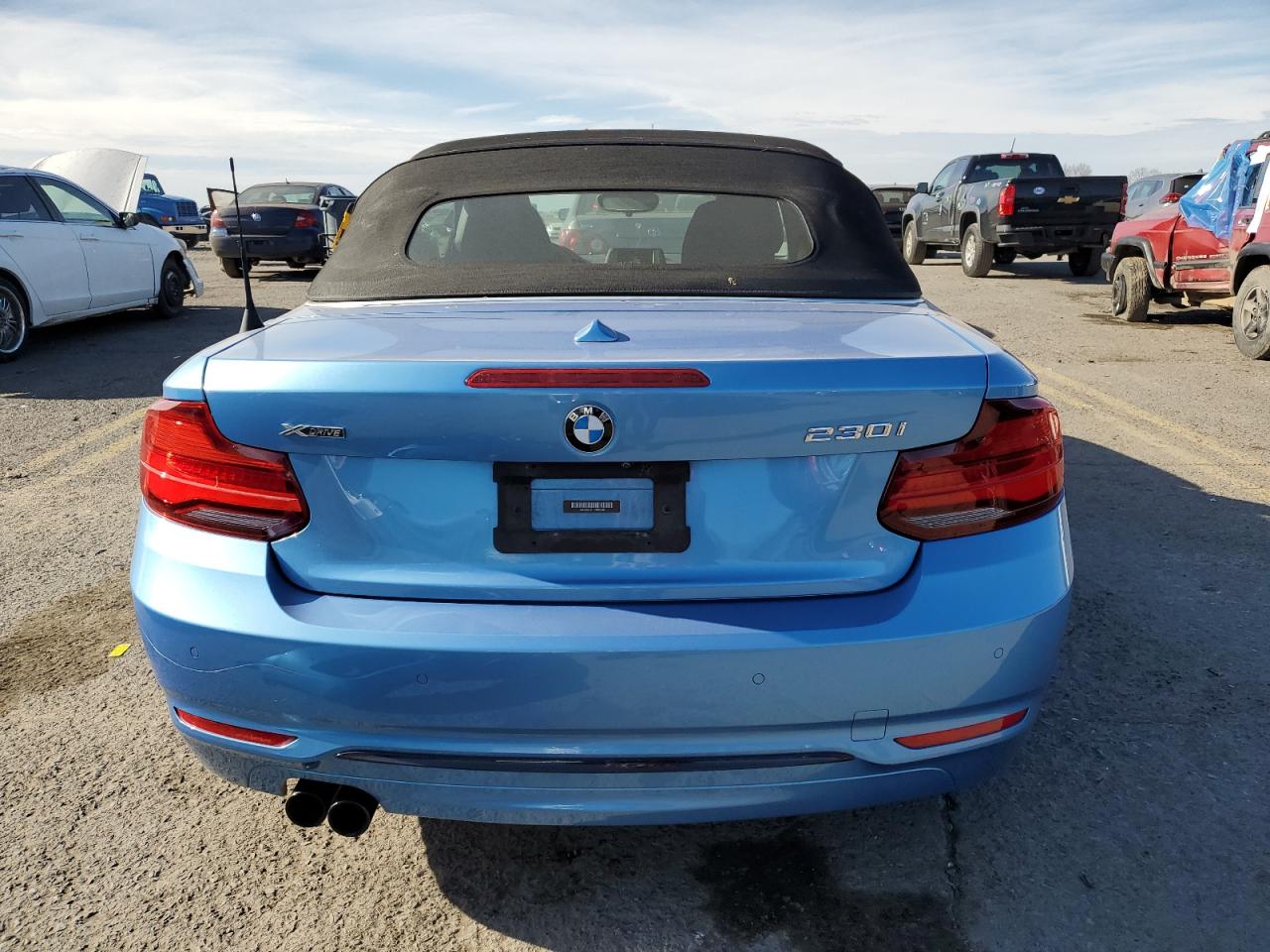 2020 BMW 2er VIN WBA2K1C01L7D97038 Copart auction photo, front end / side damage thumbnail 6