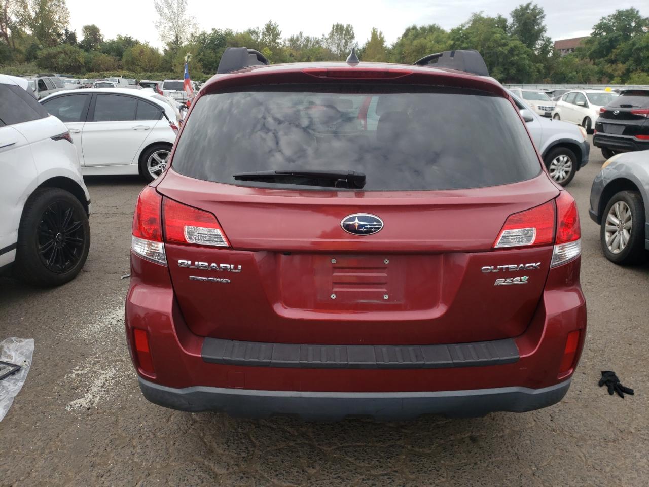 2014 Subaru Outback VIN 4S4BRBDC8E3318111 Copart auction photo, side / front end damage thumbnail 6