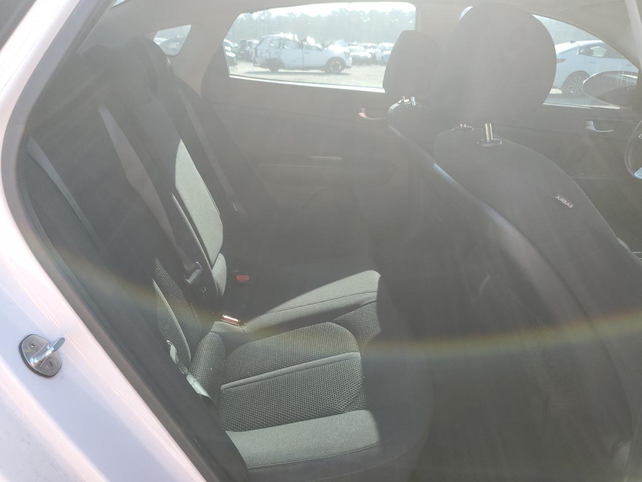 2019 KIA Optima VIN 5XXGT4L3XKG308989 Copart auction photo, front end damage thumbnail 11