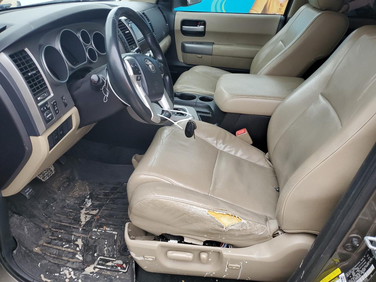2014 Toyota Sequoia VIN 5TDKY5G17ES055546 Copart auction photo, front end / minor dent/scratches damage thumbnail 7