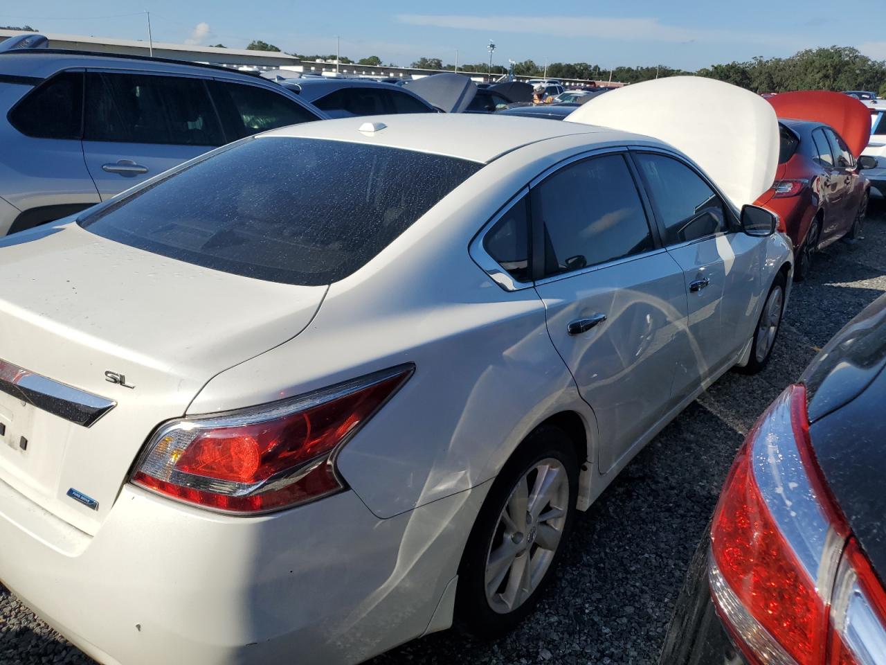 2014 Nissan Altima VIN 1N4AL3AP5EC280406 Copart auction photo, water/flood / minor dent/scratches damage thumbnail 3