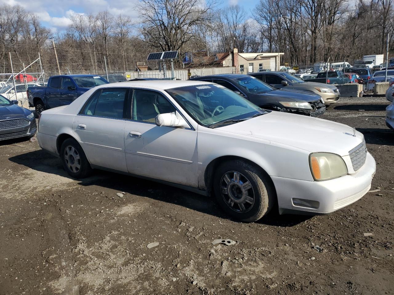 2004 Cadillac De Ville VIN 1G6KD54Y34U223001 Copart auction photo, vandalism / minor dent/scratches damage thumbnail 4