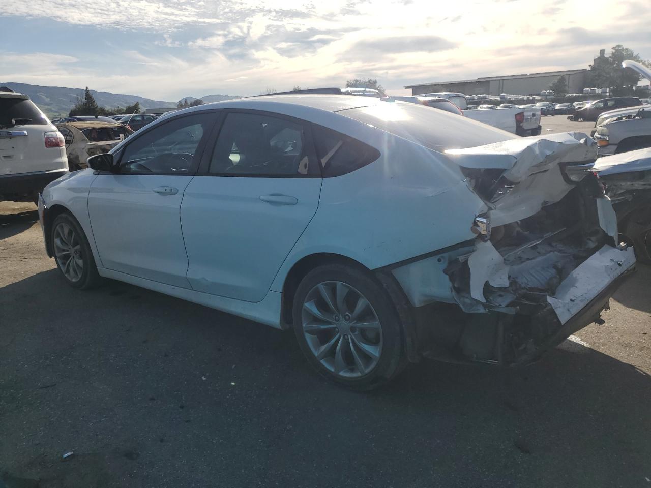 2015 Chrysler 200 VIN 1C3CCCBB5FN747260 Copart auction photo, rear end / front end damage thumbnail 2