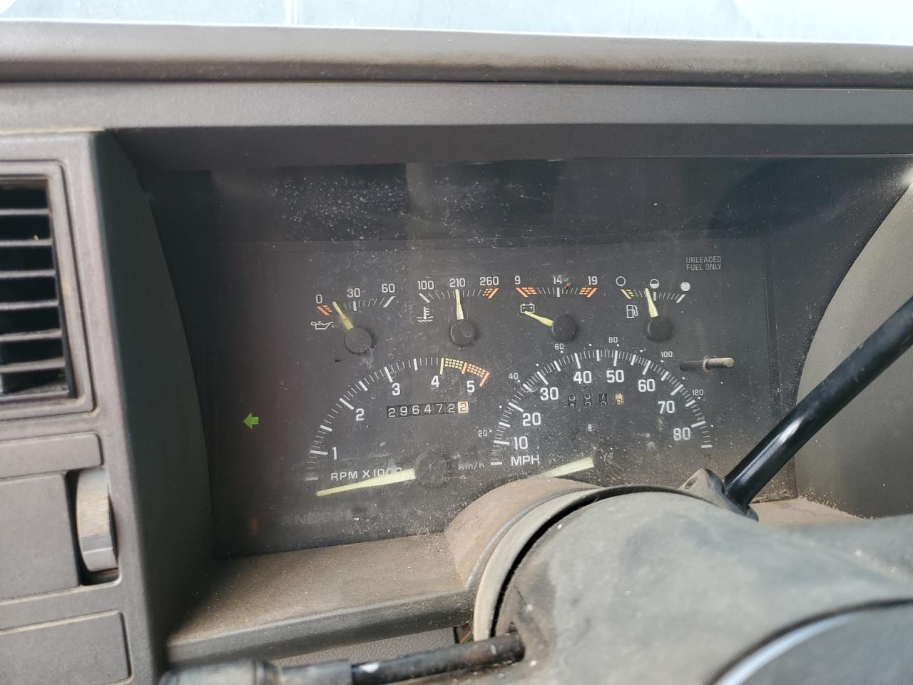 1992 GMC Envoy VIN 2GTEC19K7N1558978 Copart auction photo, all over damage thumbnail 9