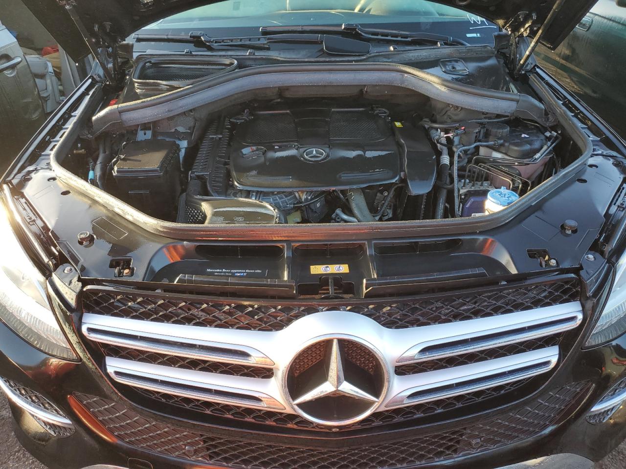 2018 Mercedes-Benz GLE VIN 4JGDA5JB0JB038096 Copart auction photo, water/flood damage thumbnail 12