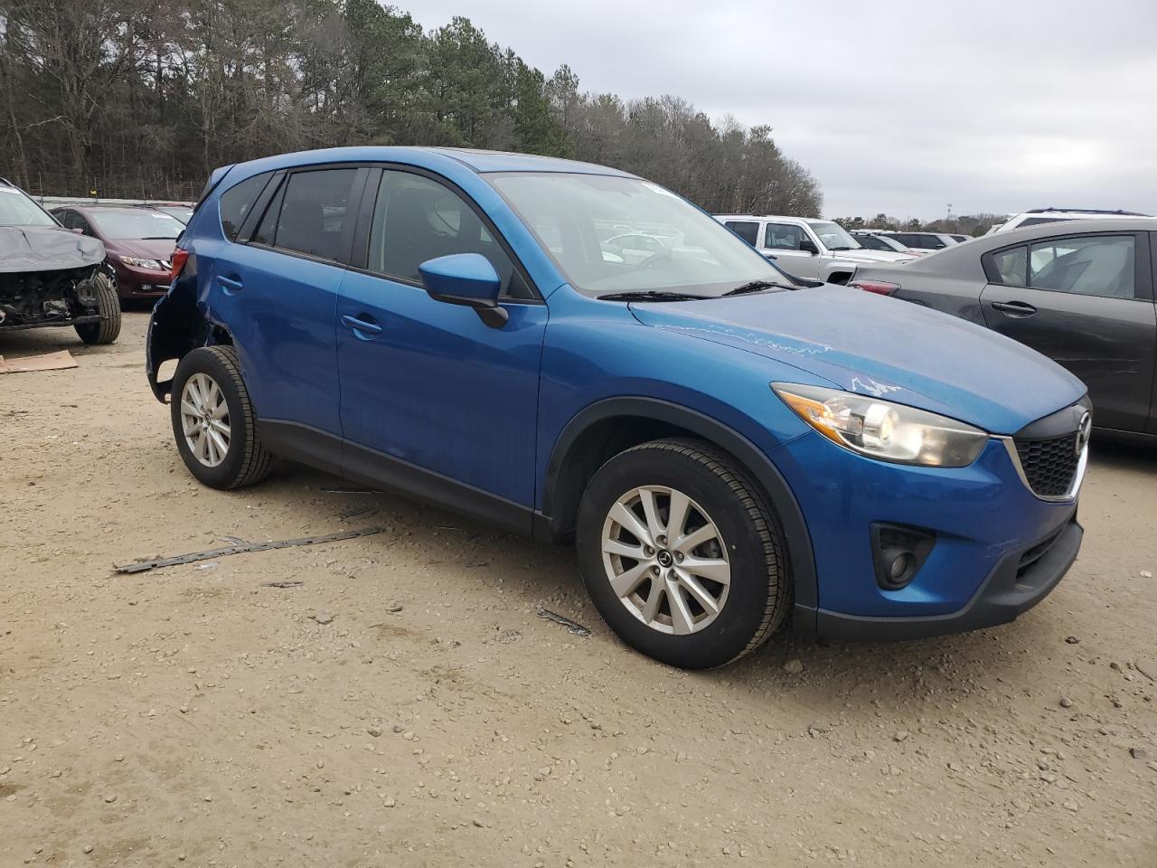 2013 Mazda CX-5 VIN JM3KE2CEXD0117482 Copart auction photo, rear end damage thumbnail 4