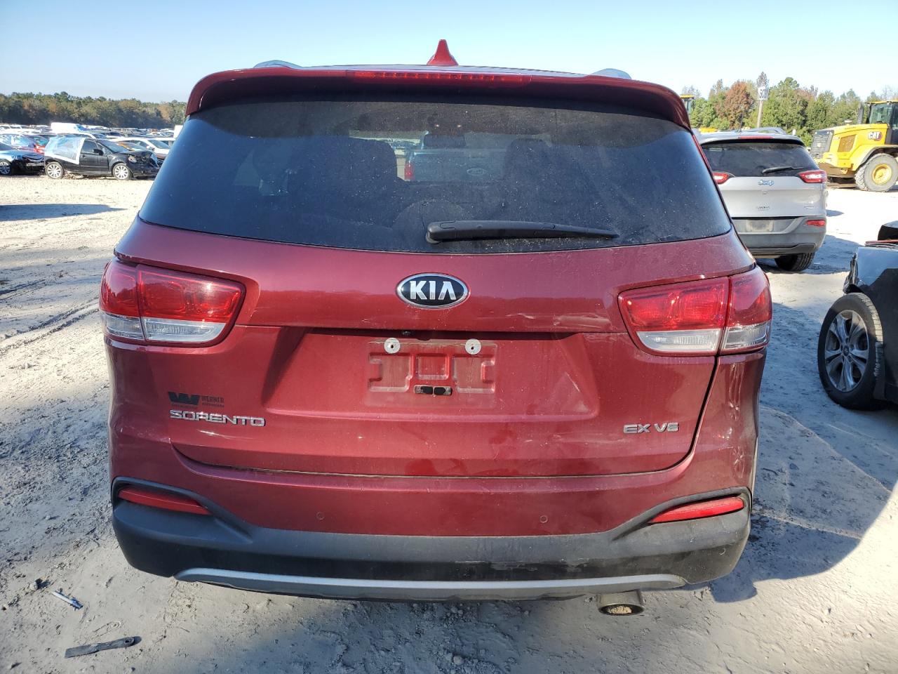 2018 KIA Sorento VIN 5XYPH4A56JG425484 Copart auction photo, side damage thumbnail 6