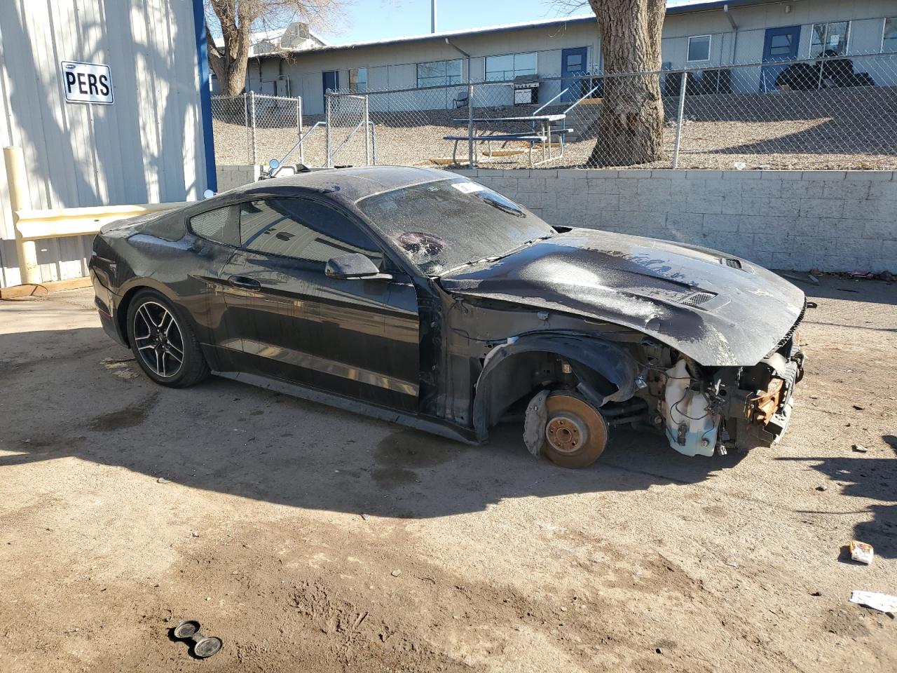 2022 Ford Mustang VIN 1FA6P8CF7N5129504 Copart auction photo, front end / undercarriage damage thumbnail 4