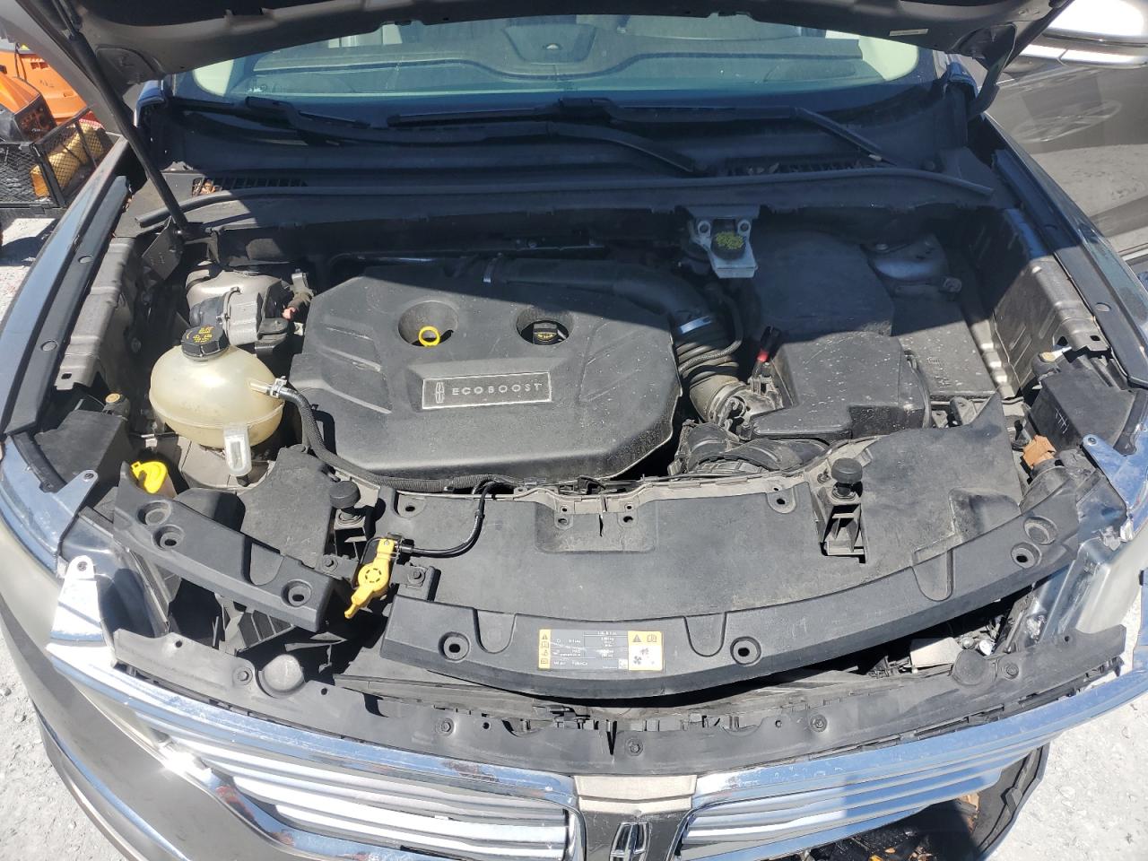 2017 Lincoln MKC VIN 5LMCJ2C95HUL32724 Copart auction photo, front end damage thumbnail 11