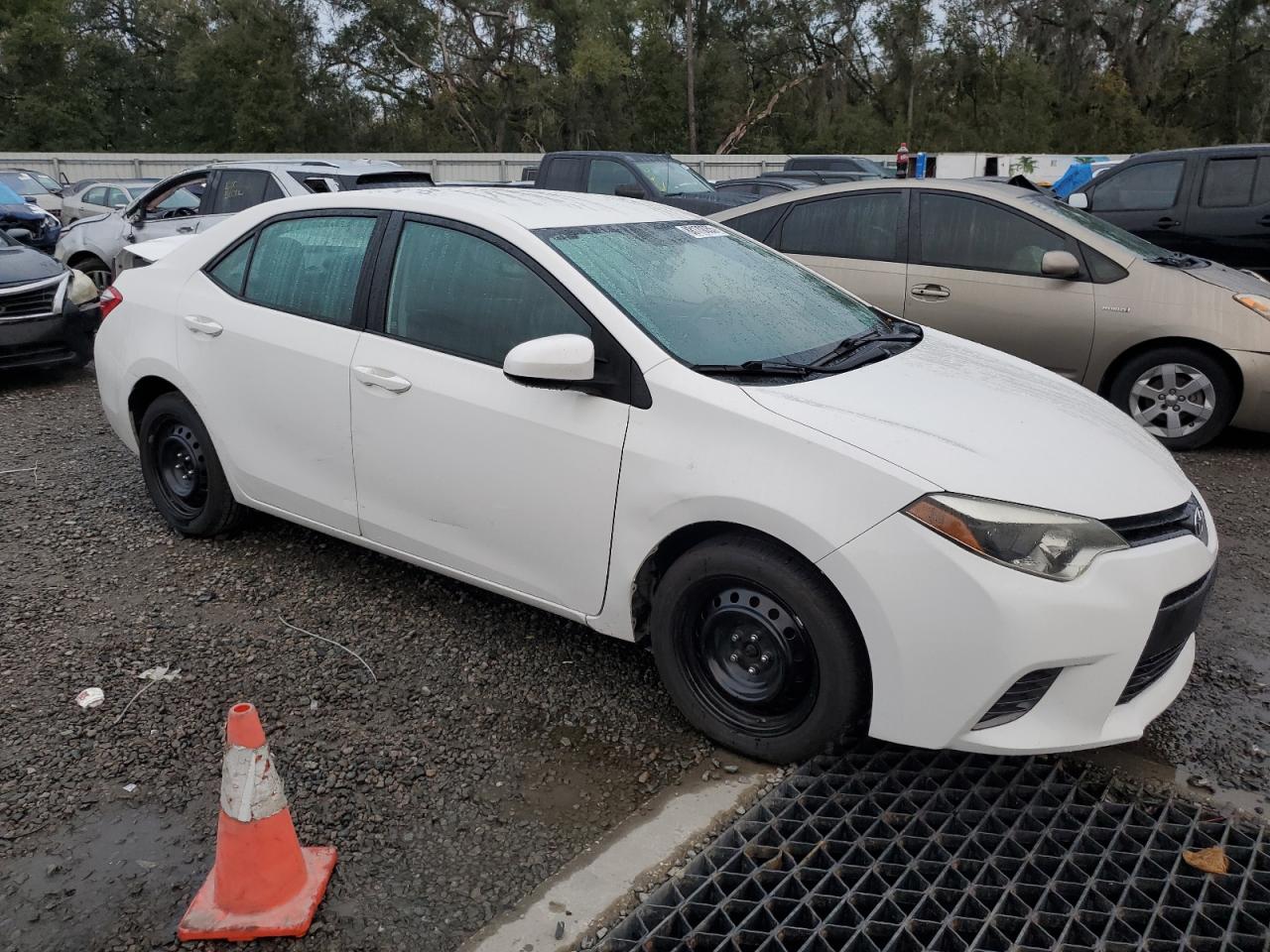 2016 Toyota Corolla VIN 5YFBURHE3GP556580 Copart auction photo, rear end / side damage thumbnail 4
