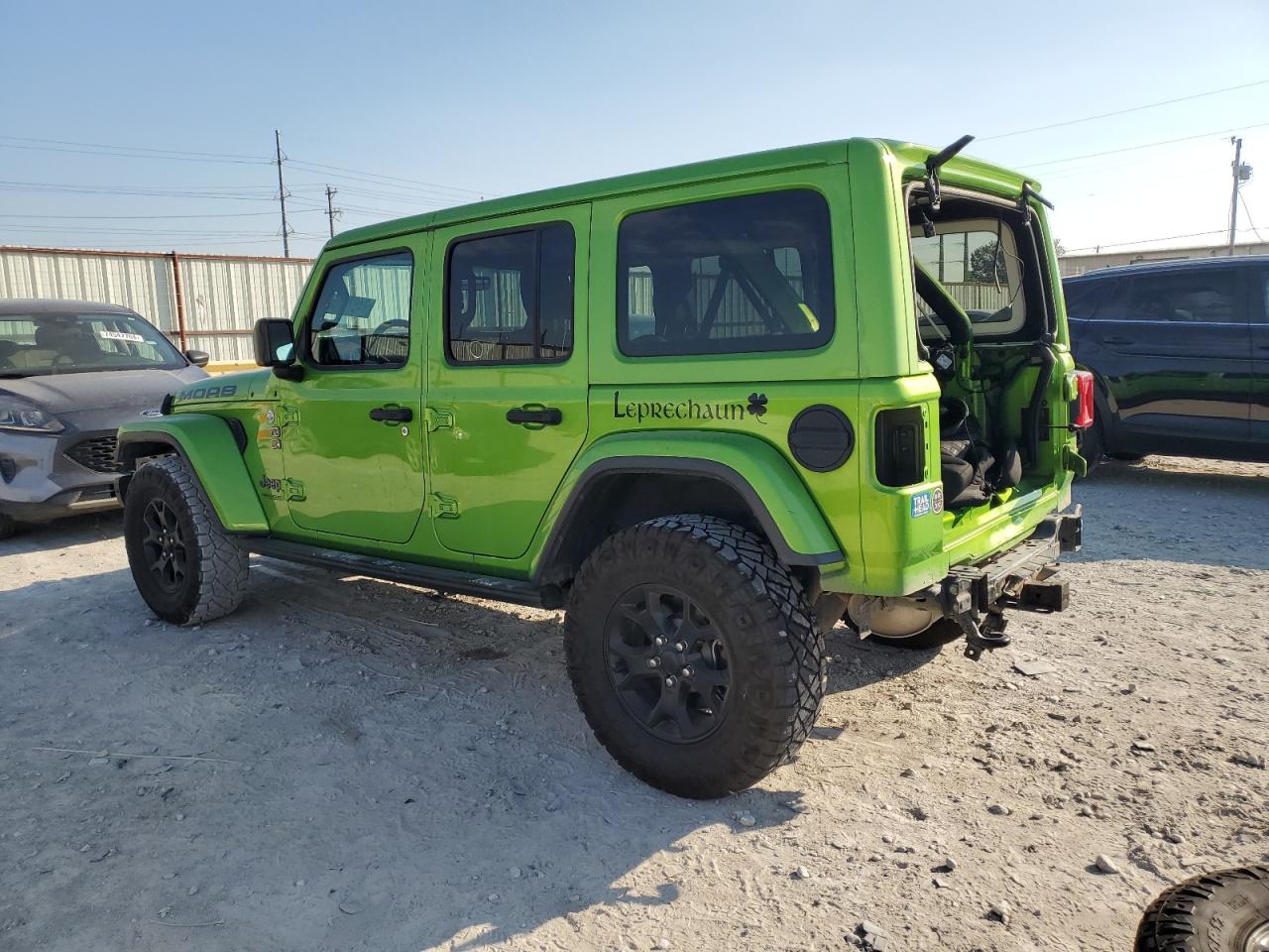 2019 Jeep Wrangler VIN 1C4HJXEG5KW555248 Copart auction photo, rear end / minor dent/scratches damage thumbnail 2