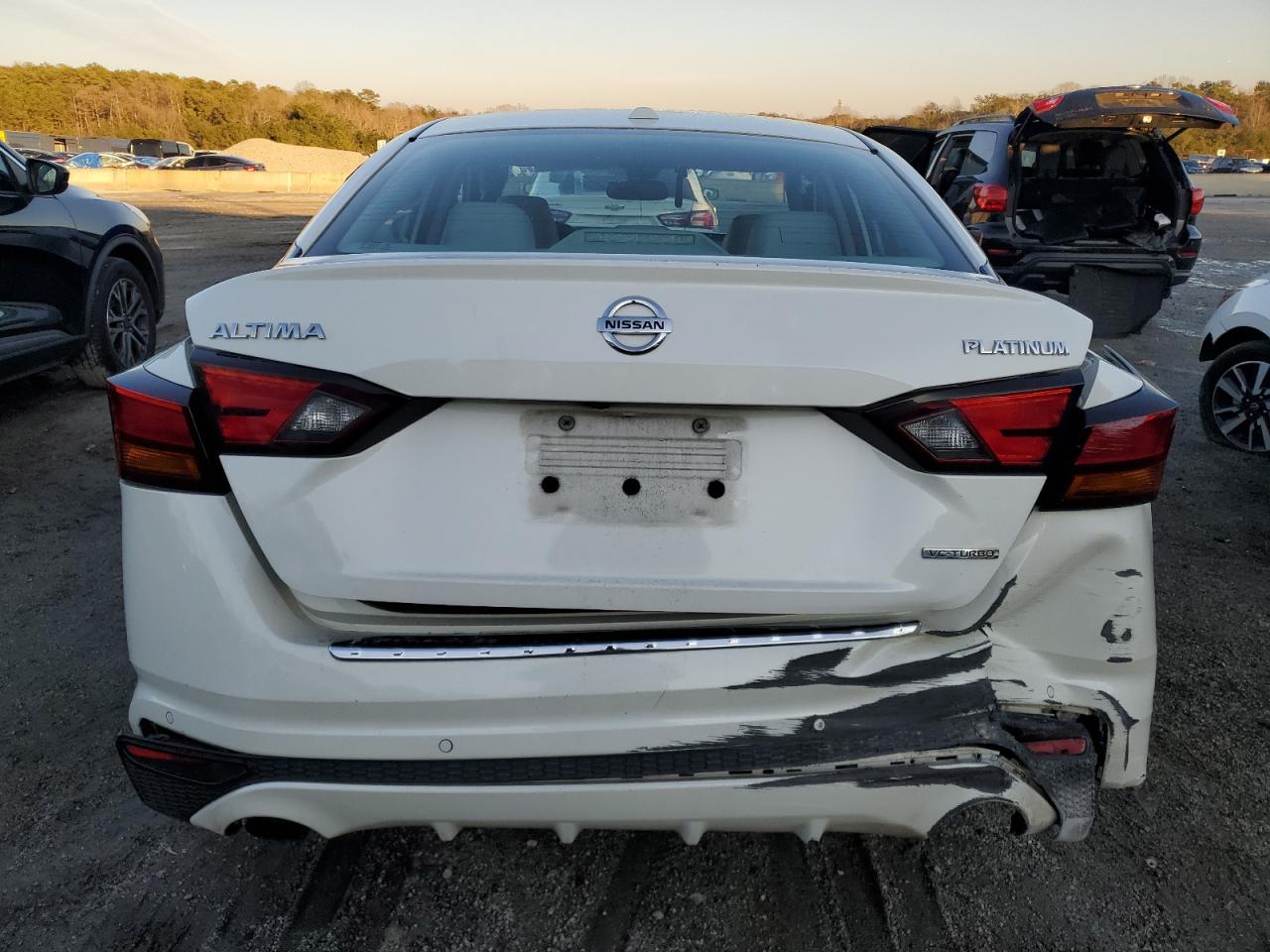 2020 Nissan Altima VIN 1N4AL4FV3LN306354 Copart auction photo, all over / frame damage damage thumbnail 6